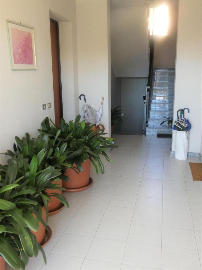 Casa Clivia - 3 Bedroom Apartment With Lake View Stresa Esterno foto